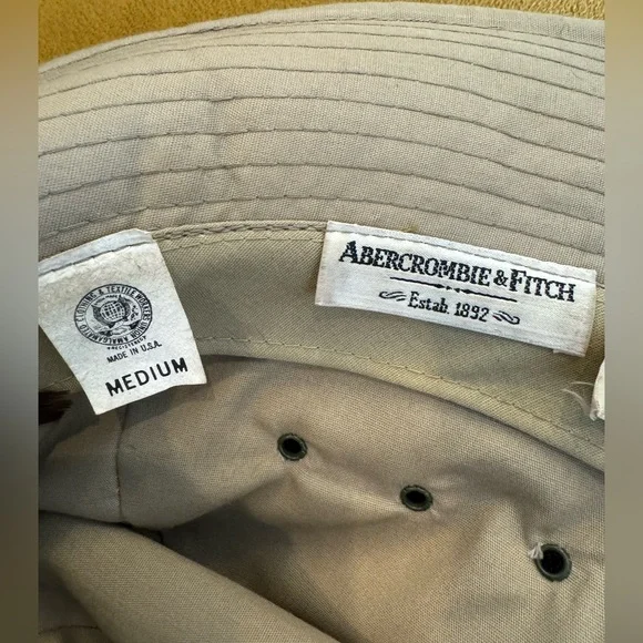 Abercrombie and Fitch Harris Tweed Scottish Wool Hat - Picture 9 of 9